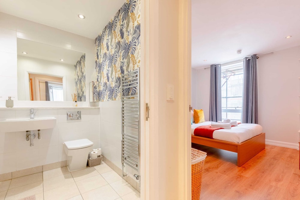 Vibrant & Inviting 1BD Flat, Heart of Haggerston!