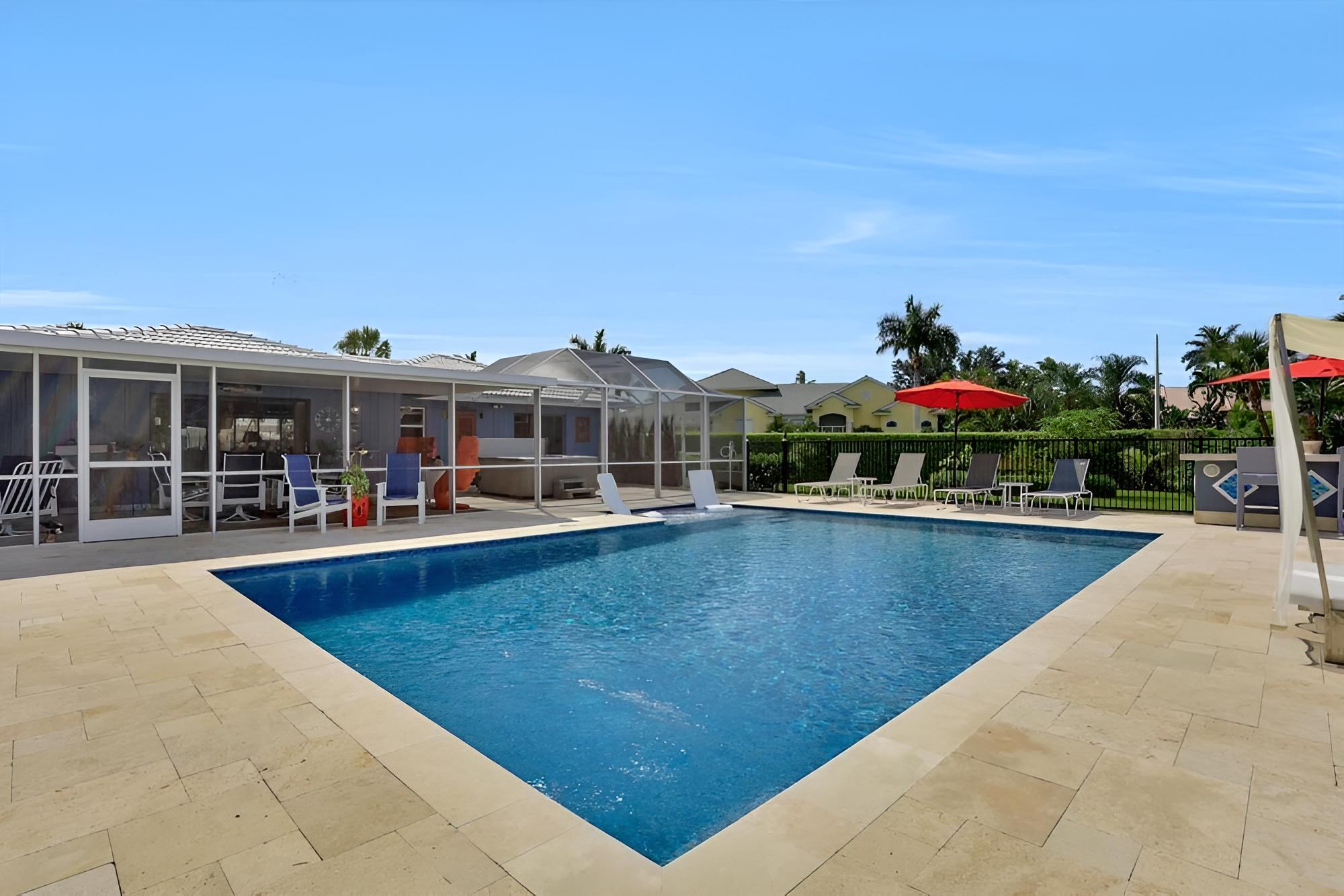 524 North Barfield Drive view 4