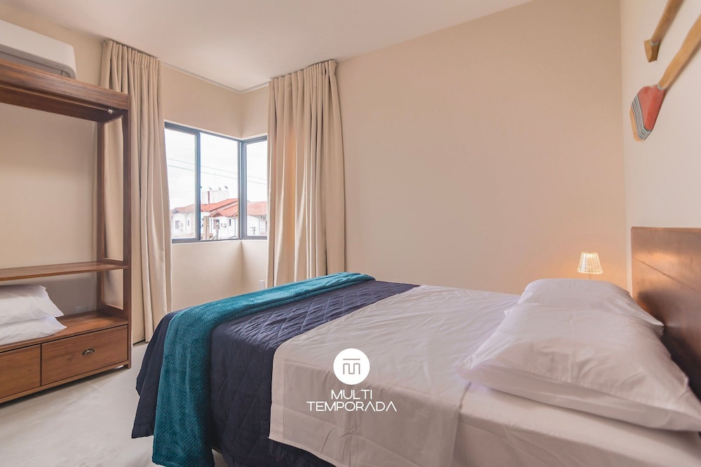 Apartamento Canajurê com Piscina Floripa