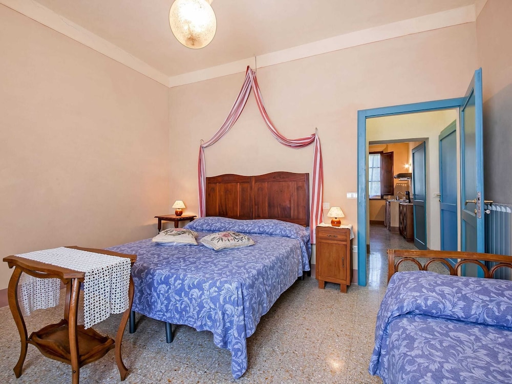 A Spacious Retreat for Ten view 4