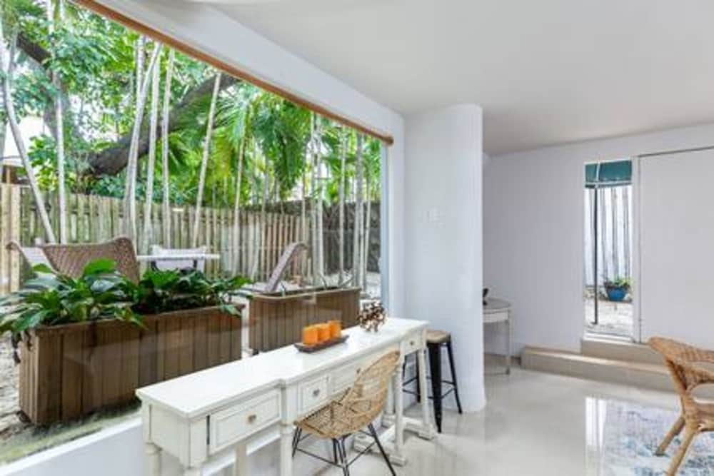 1720 Wa Kee 1B 4 Queen Beds Sleep 8 Pool Parking Wi-fi Patio
