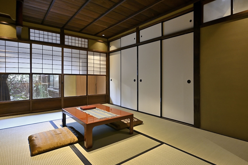 Nishijin Fujita view 4