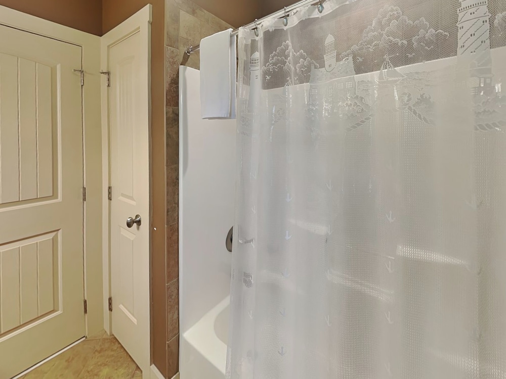 Gulfway Hideaway by Taylor Made Deep Creek