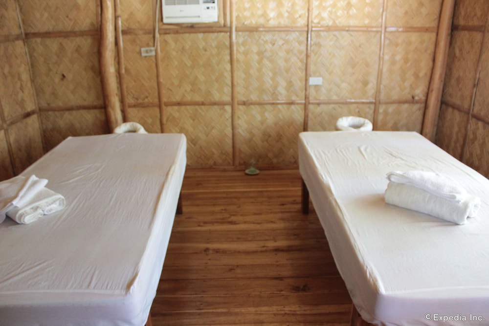 Cashew Grove Beach Resort
