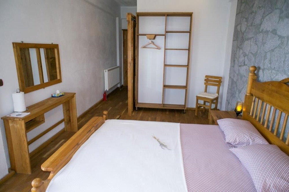 Farmidaya Biotel