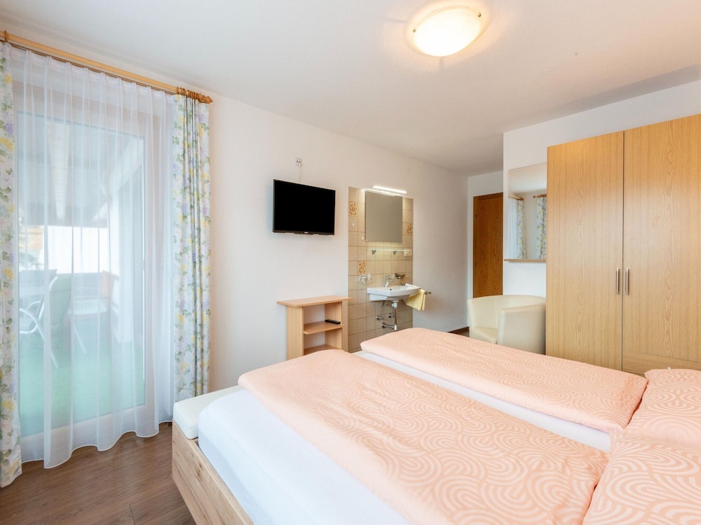 Apartment in Fugen Near Spieljochbahn