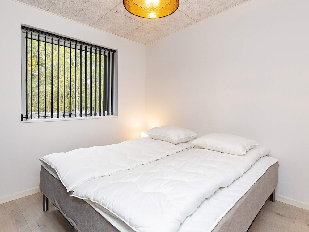 9 Person Holiday Home in Vaeggerlose view 5