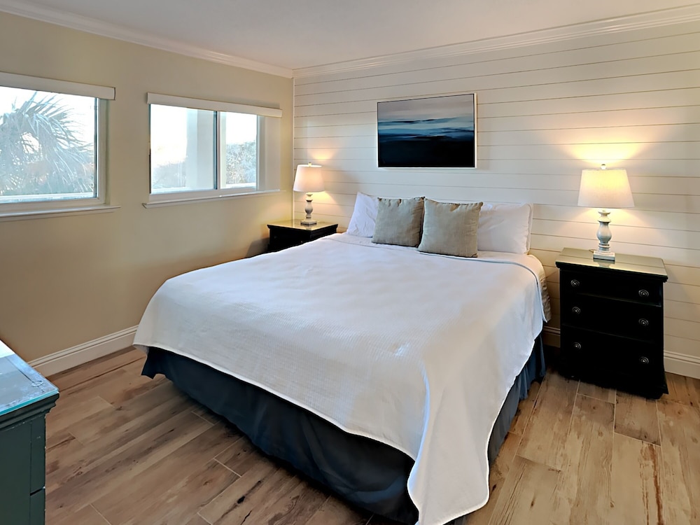 Beach House #302A by Southern Vacation Rentals view 3