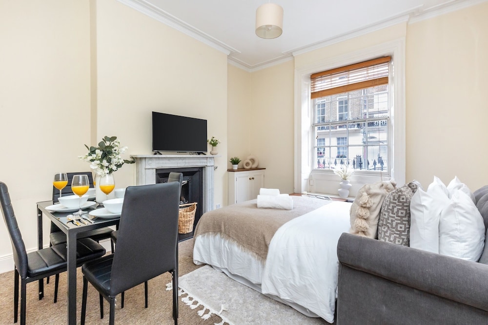Prime 1BR near Regents Park & Zoo
