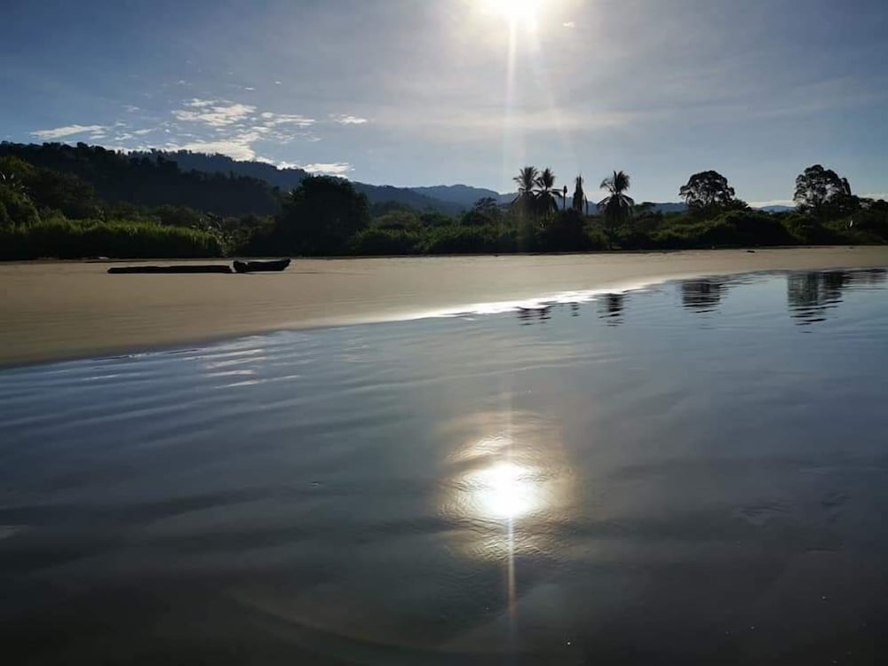 Bungalow con vistas al río