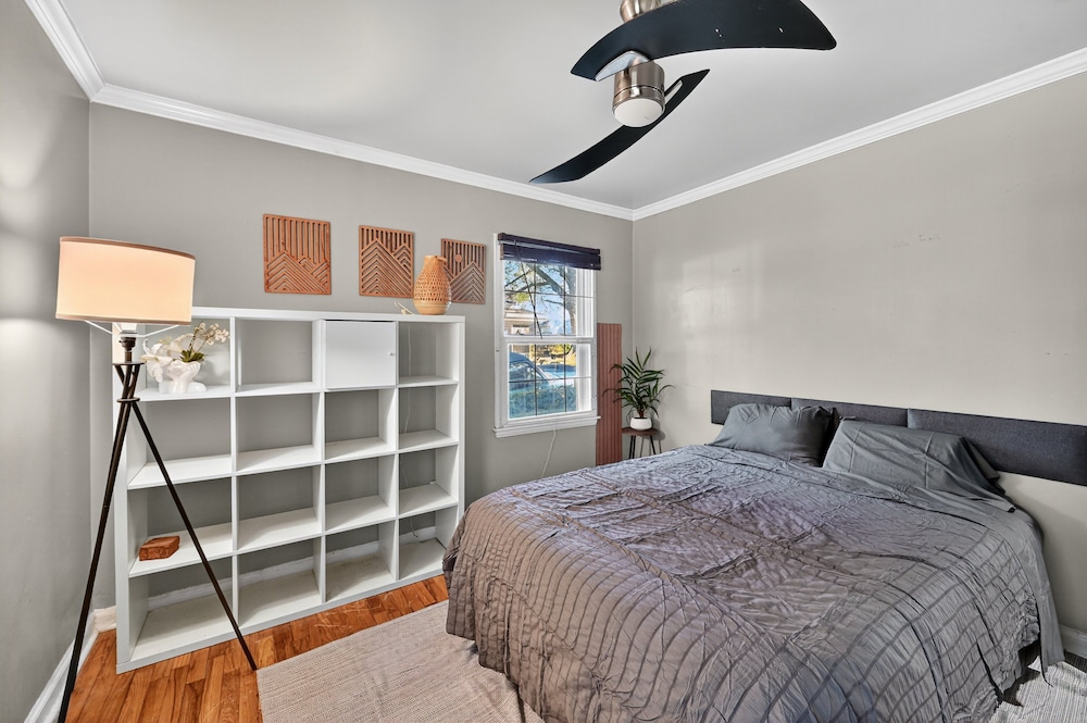 Charming East Atlanta Oasis Meets City Vibe 2 Bedroom Home