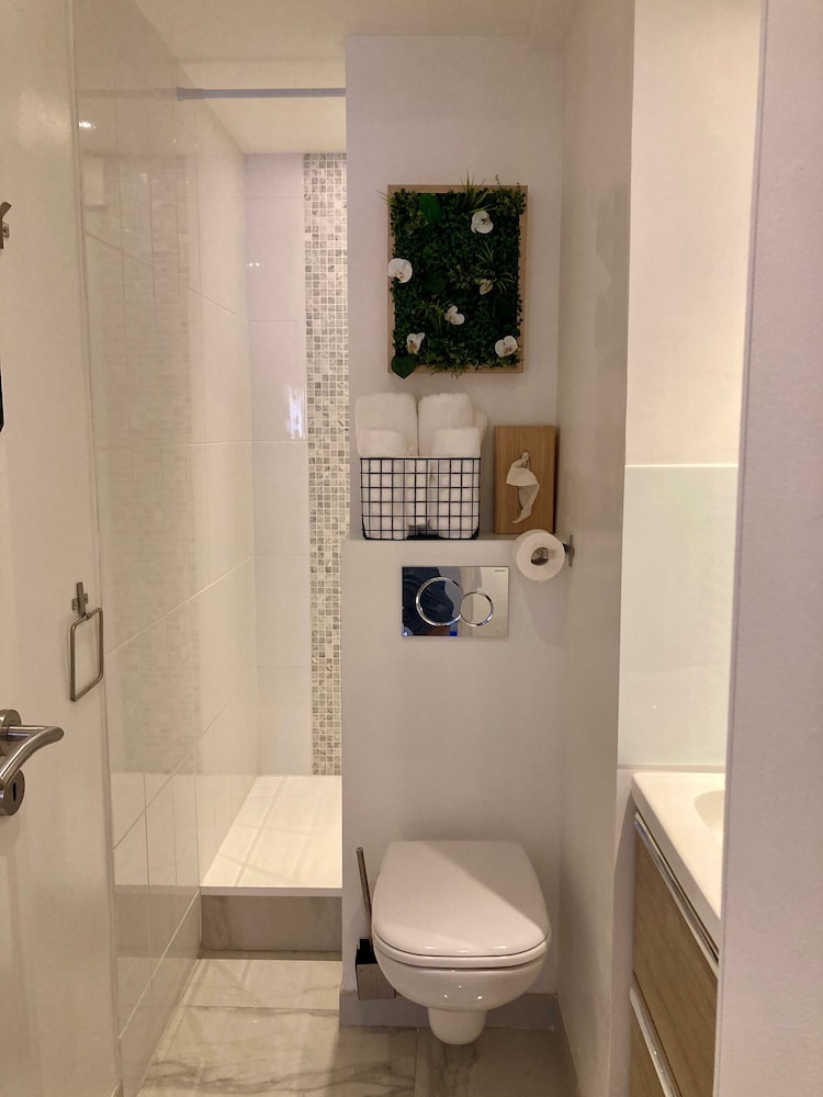 Cannes City B&B