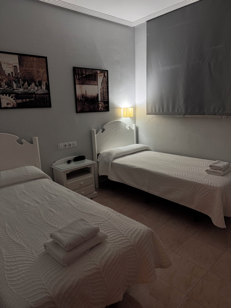 HOTEL LOS PALACIOS
