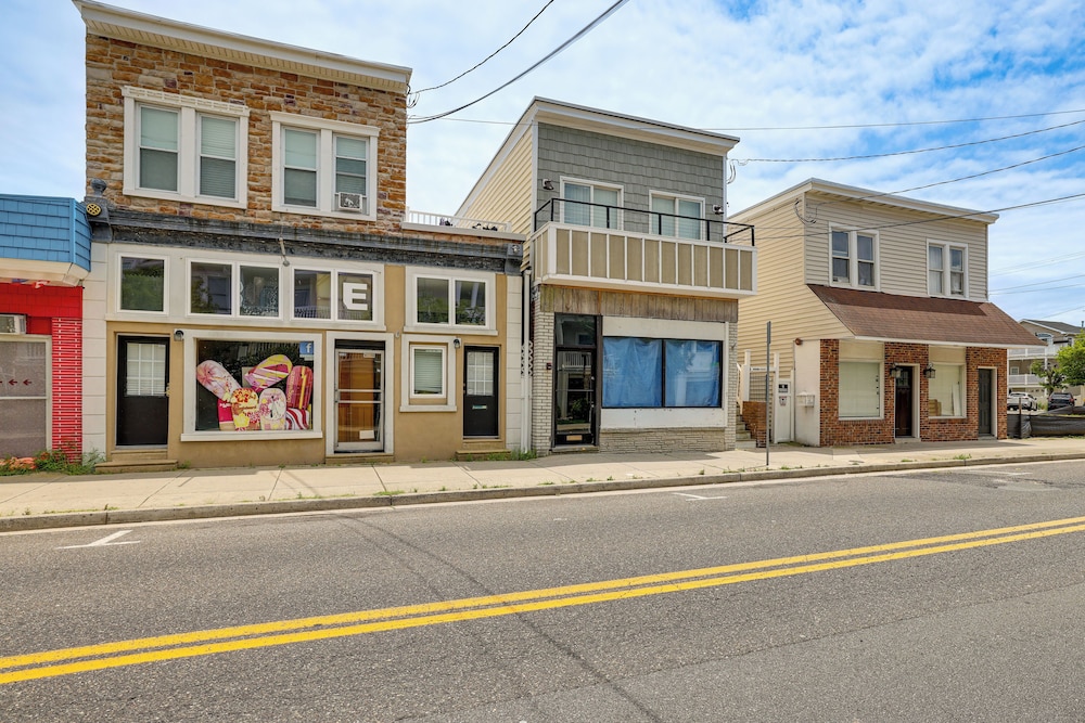 Walk to Beach & Explore Boardwalk: Wildwood Escape