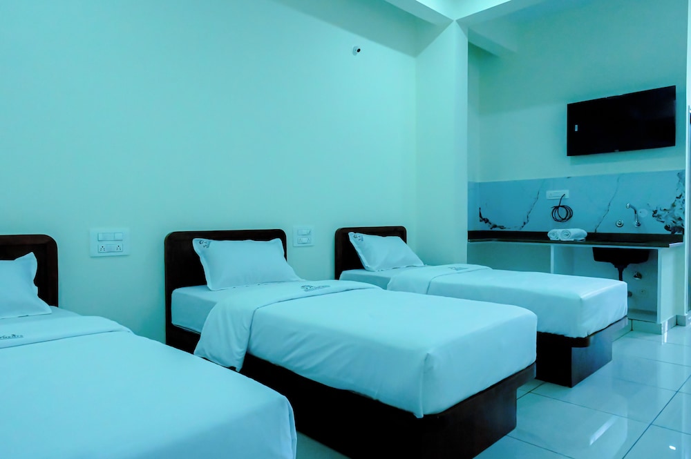 Savi Service Apartments