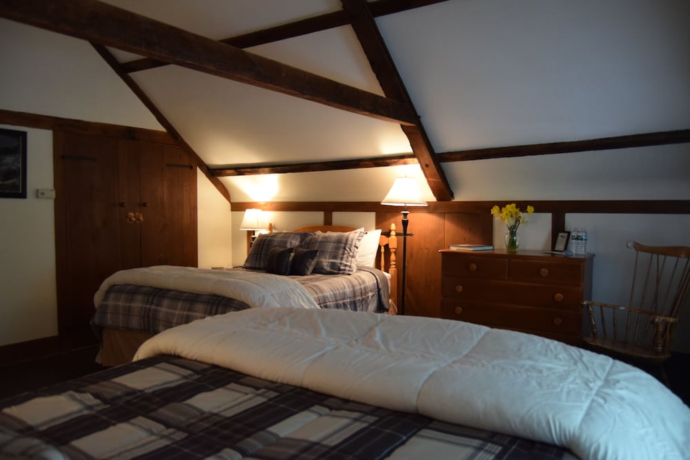 New Hampshire Mountain Inn