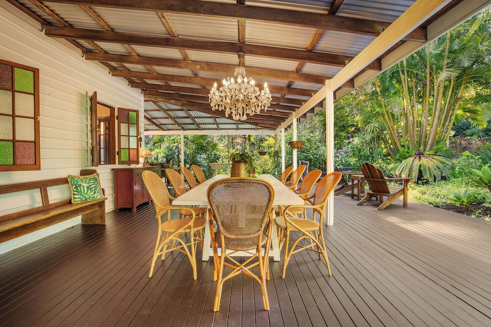 The Verandah House