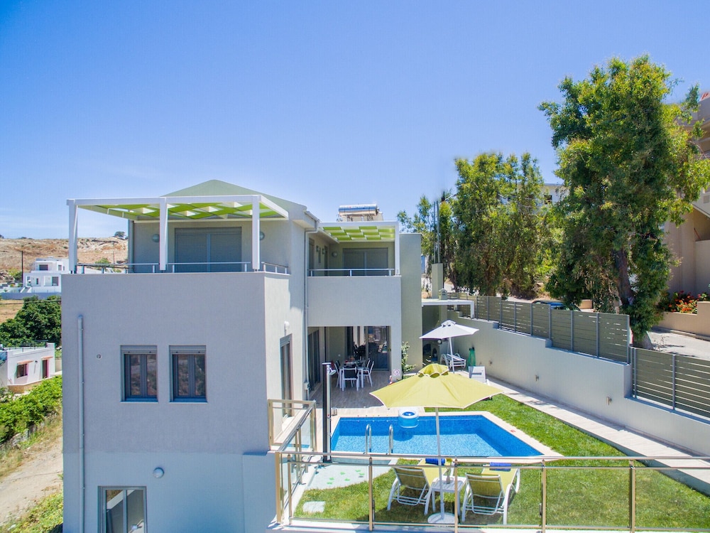 Ilianthos Villa