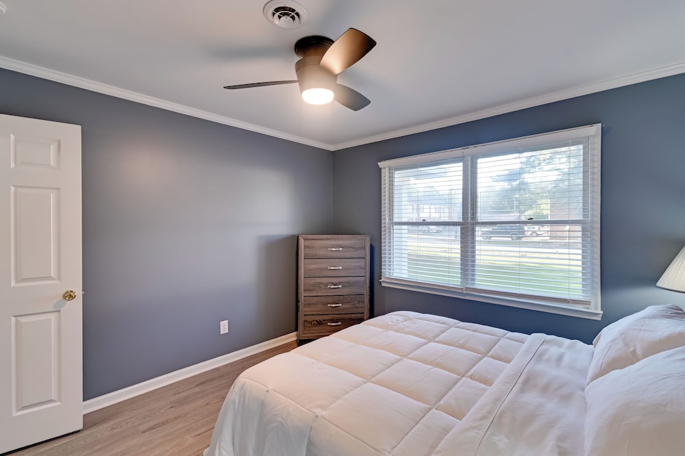 Private Patio: Apt 6 Mi to Cheraw State Park!