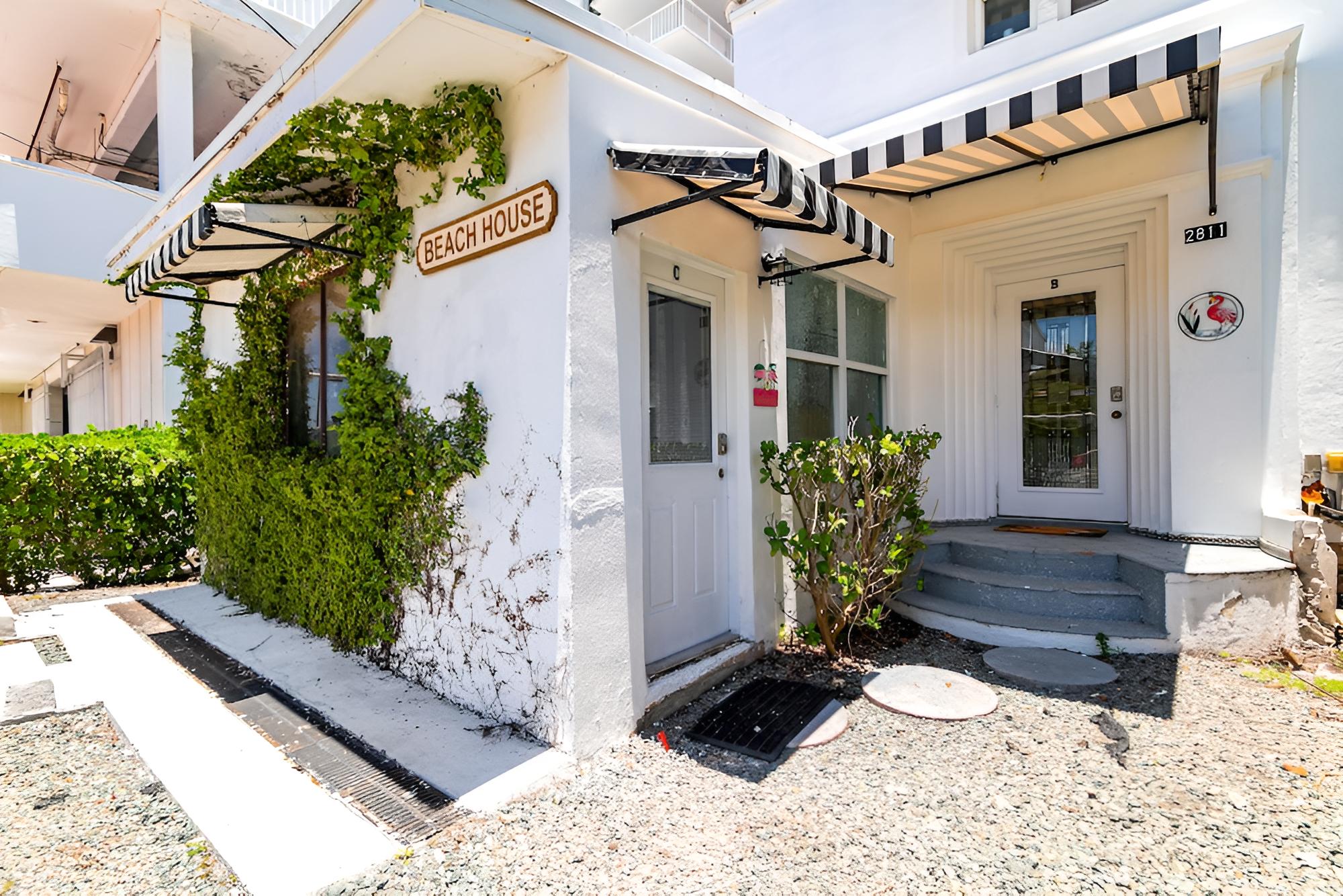 Studio Townhouse 2 blocks from Beach - Image 3