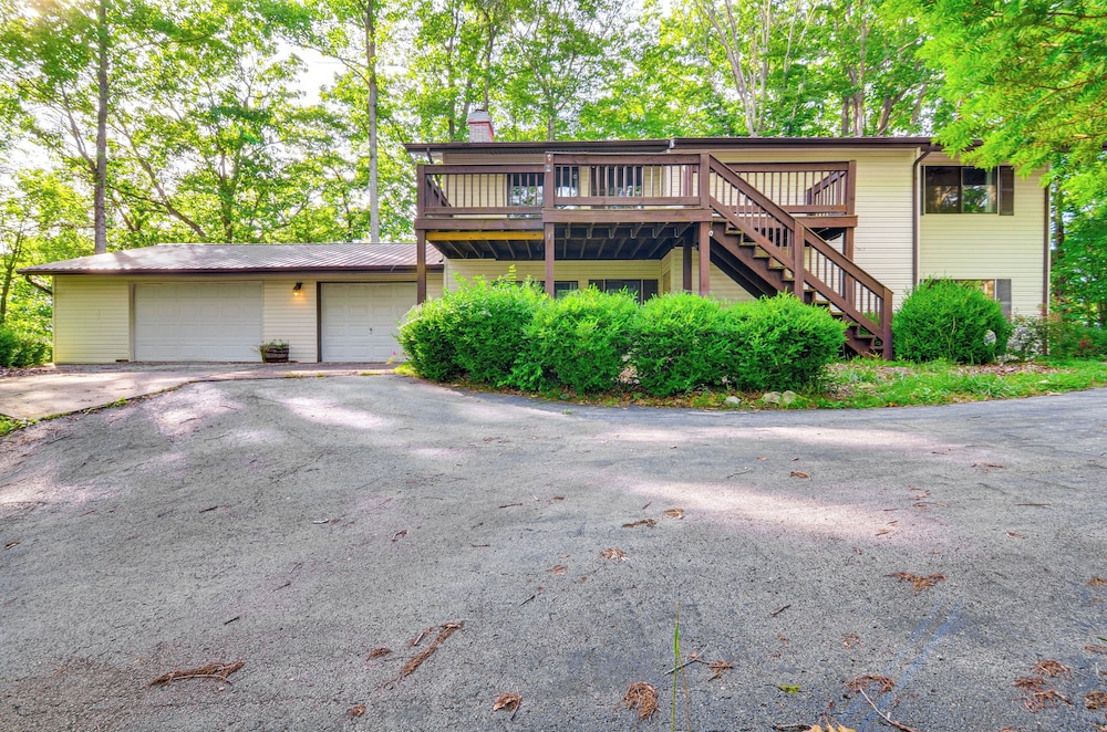Lake Cumberland Home 1/2 Mi to Beaver Creek Marina view 3