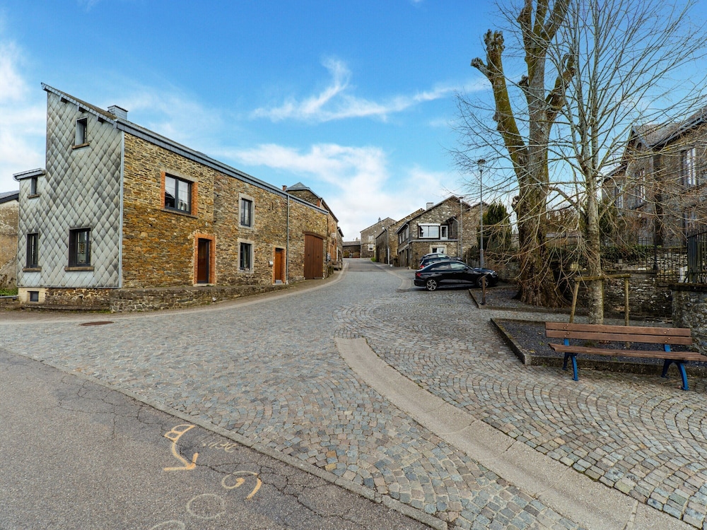 Holiday Home Les Hirondelle for 8 Persons