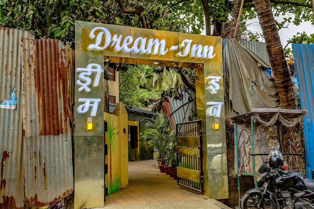 FabHotel Dream Inn I