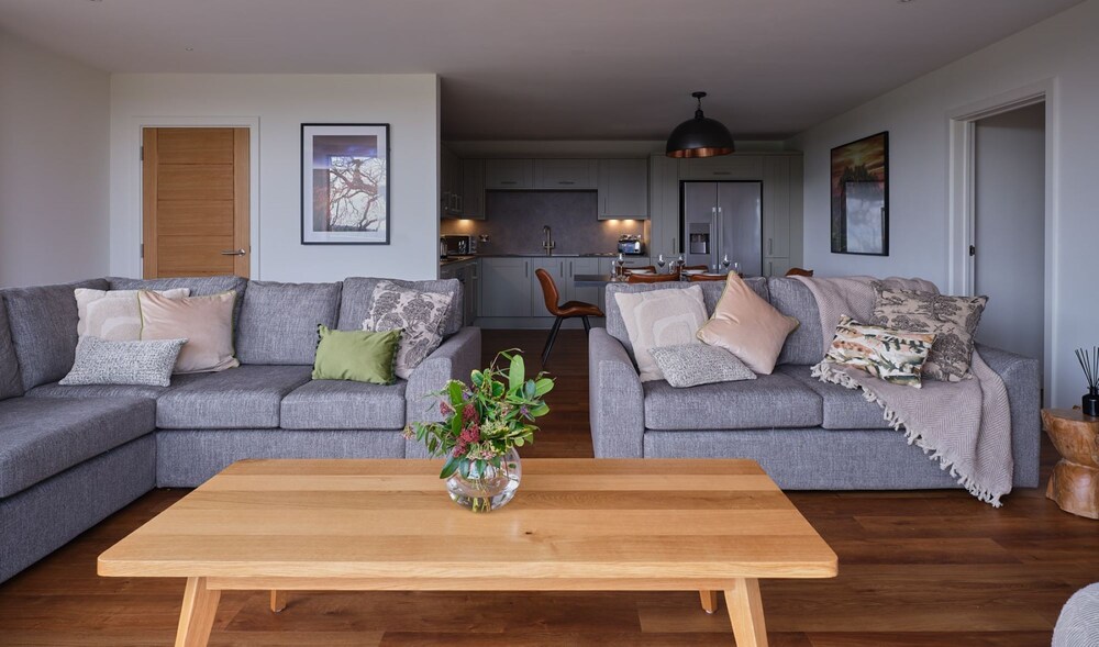 Valley View 3 Bedroom Lodge 1