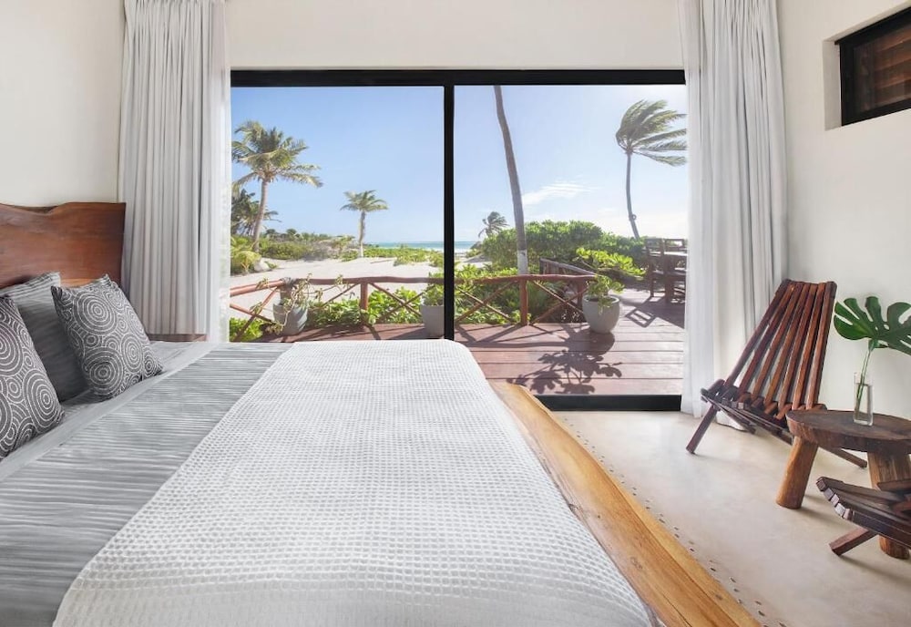 Villa 5br Beachfront TULUM -Sian Kaan