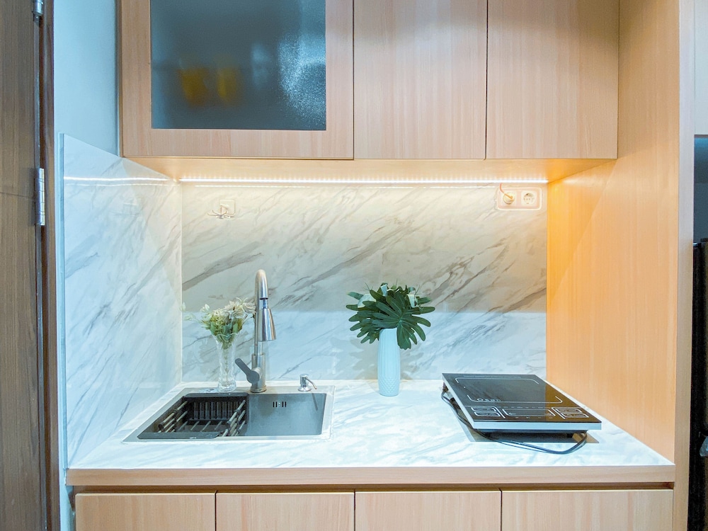 Studio Near Sicc At Royal Sentul Park Apartment