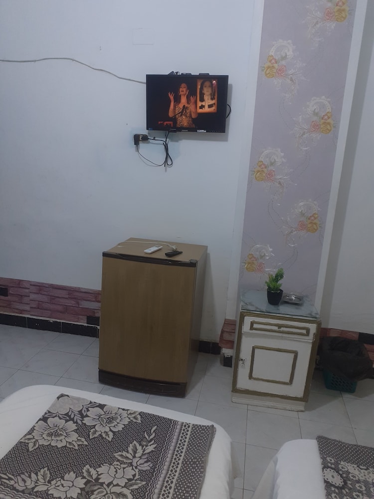 Four Seasons Hostel