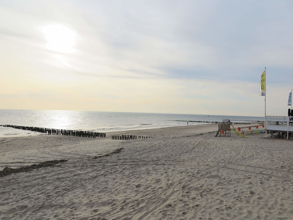 Beach House in Koudekerke Near Dishoek