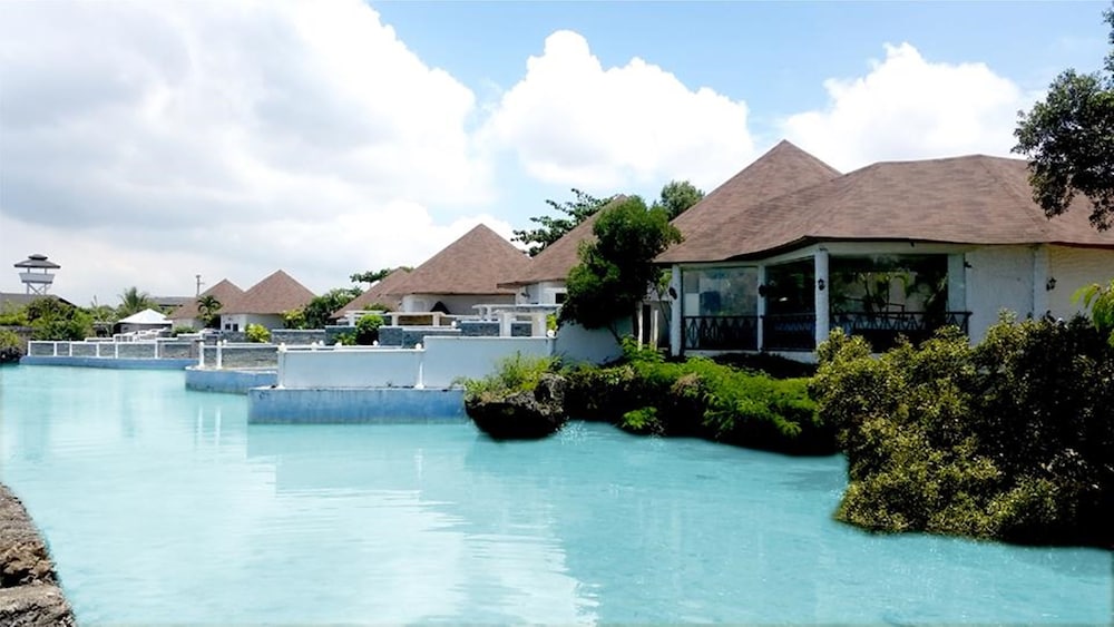 Alfheim Resort