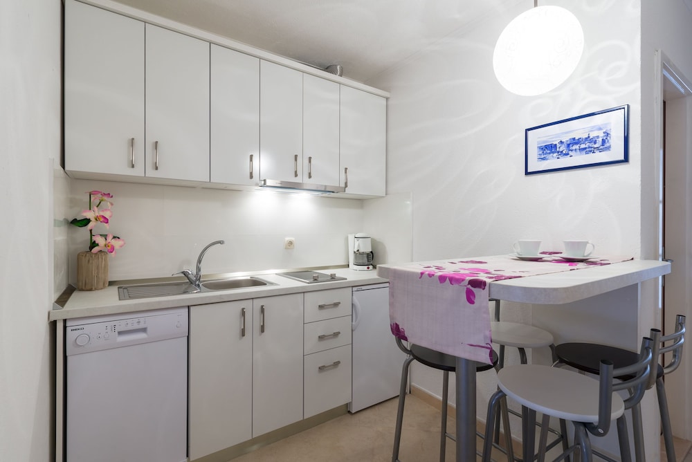 Apartments Nada
