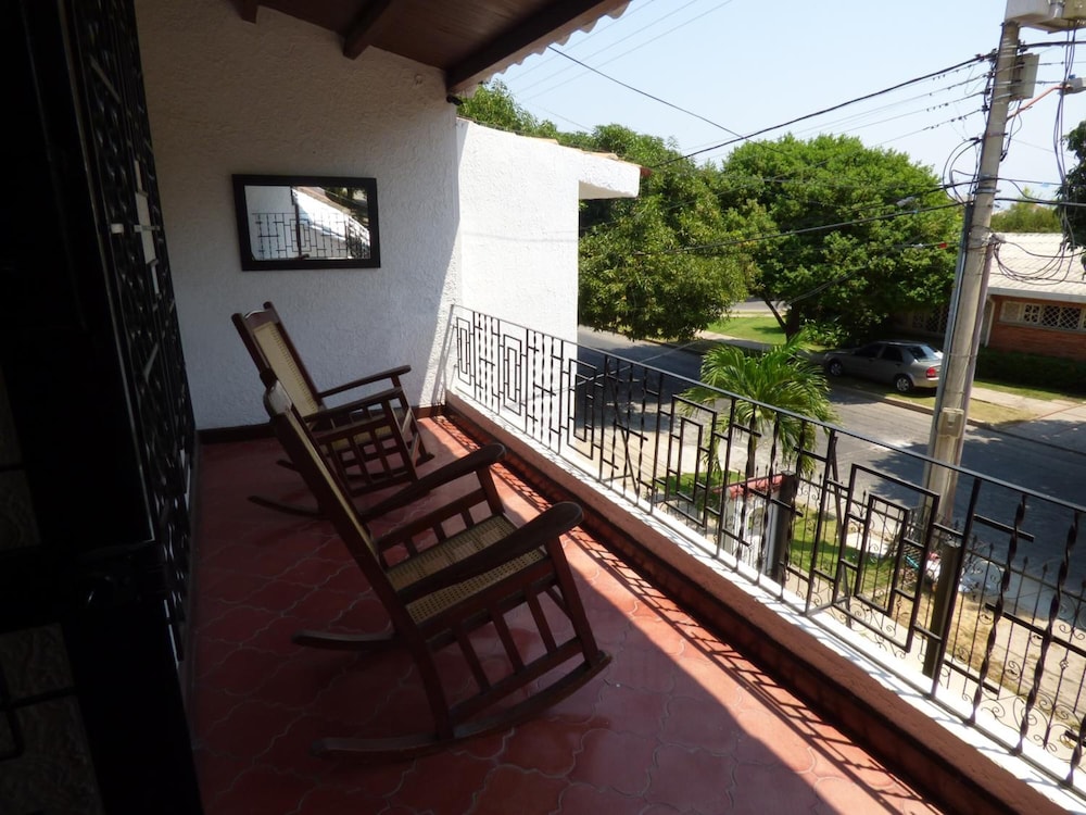 Hotel Mizare I
