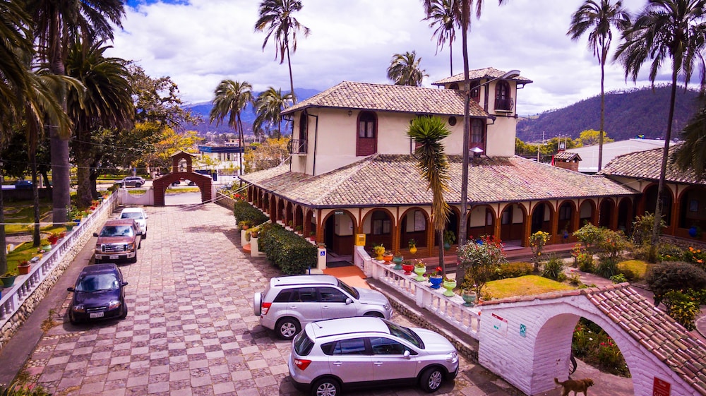 Hotel Yamor Continental - Image 1