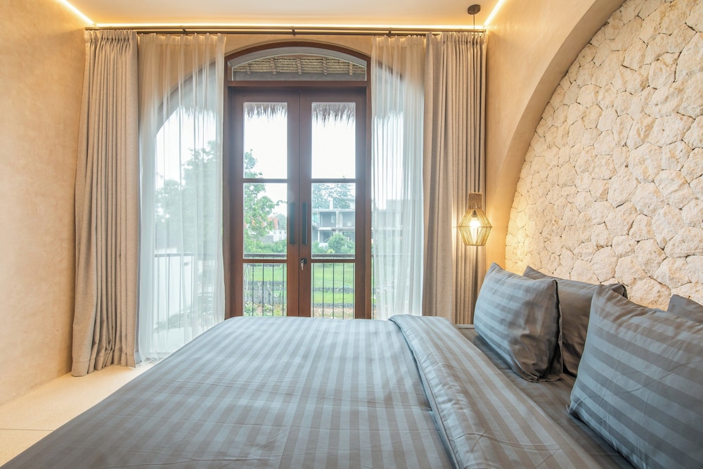 Sleek 2BR Villa, 5 Minutes to Bingin Beach