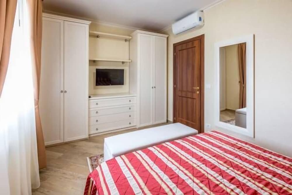 Aparthotel Luxury Ovidiu Mamaia