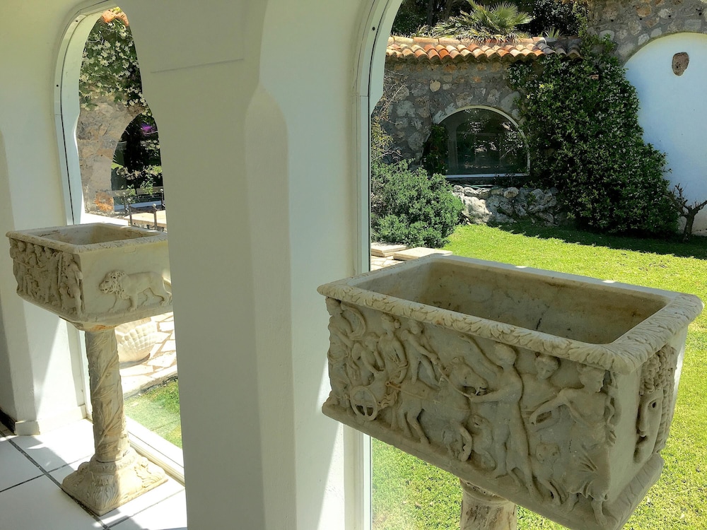 Photo 46