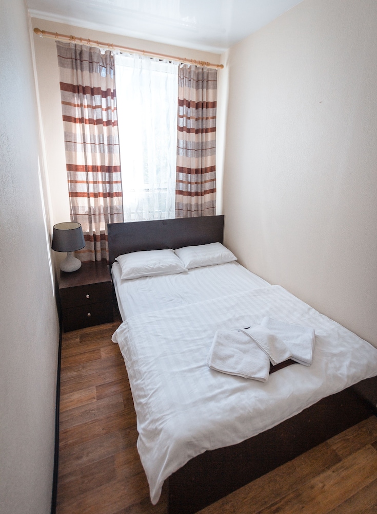 Apartment on Fontannaya 61a-16 view 3
