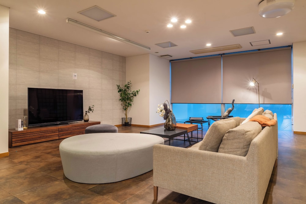 Bijou Suites AI PREMIUM