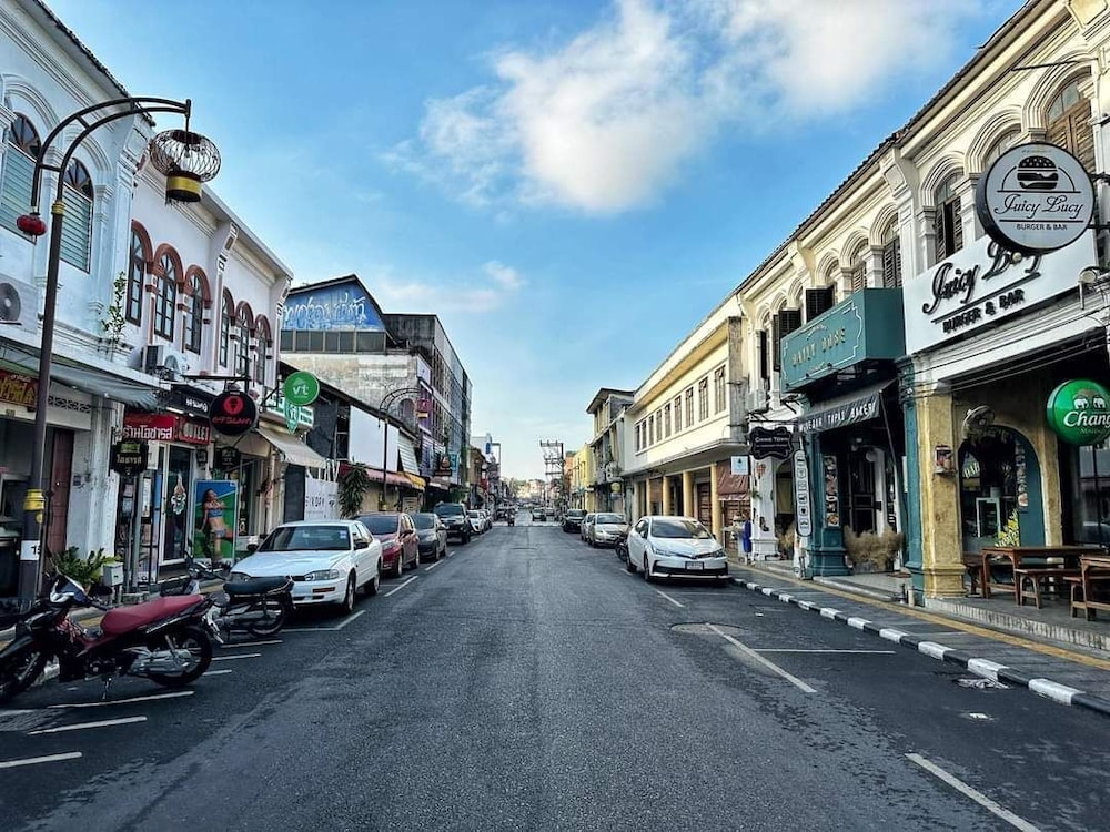 Chino Town at Yaowarat Phuket - Image 2