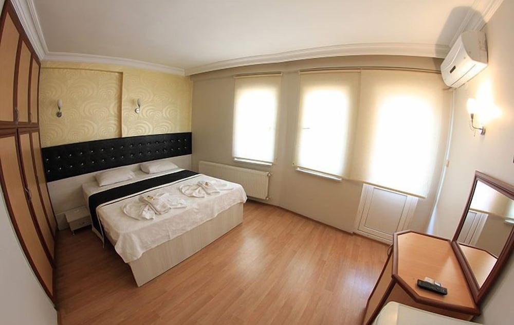 Cenova Otel - Property Image 4