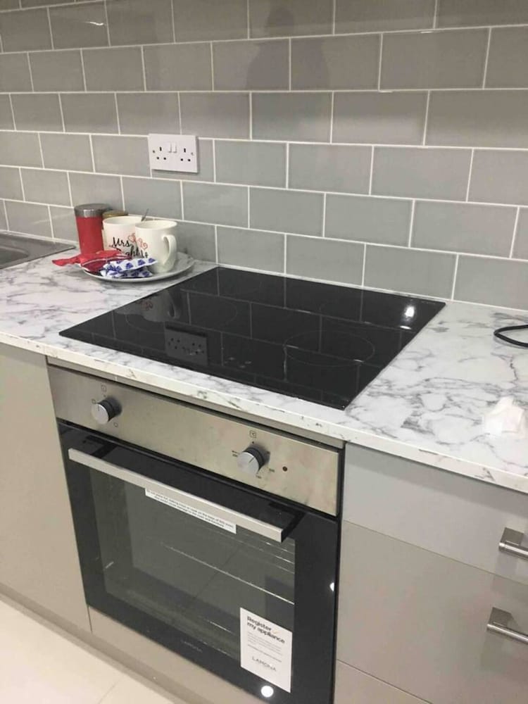1bed Bungalow in the Heart of Moseley view 2