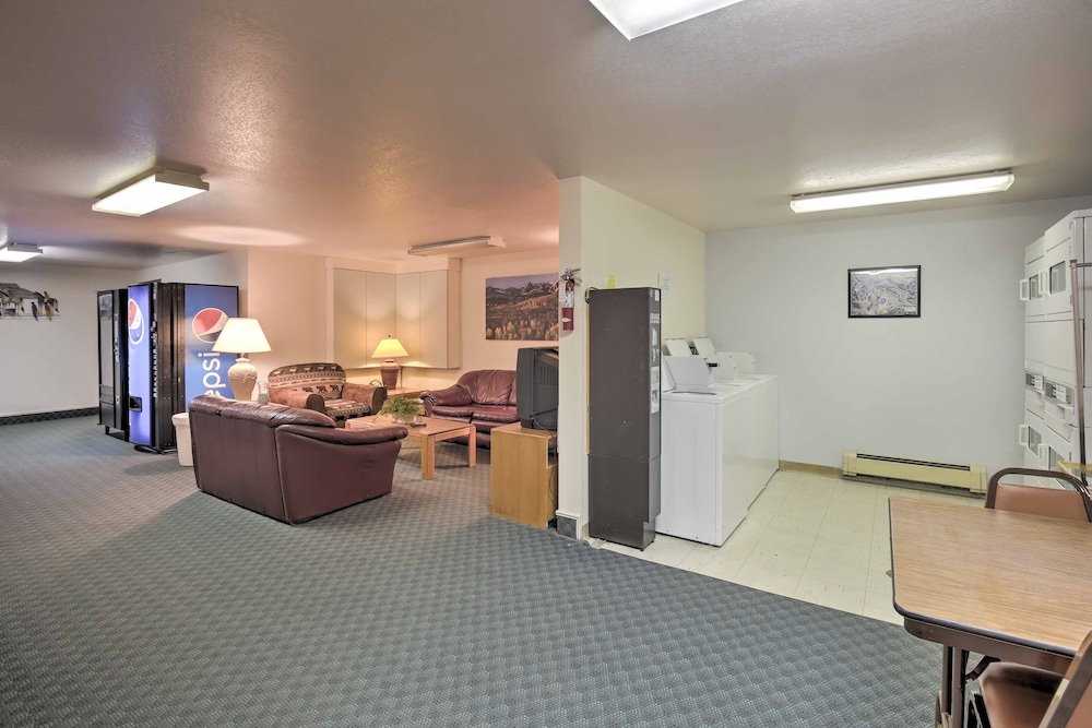Updated Winter Park Condo w/ Indoor Heated Pool!