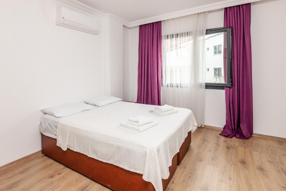 Spacious Flat With Balcony in Mugla view 4