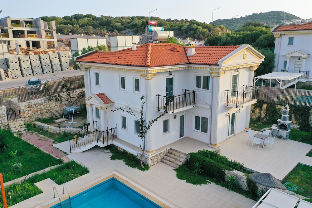 Soral Villa