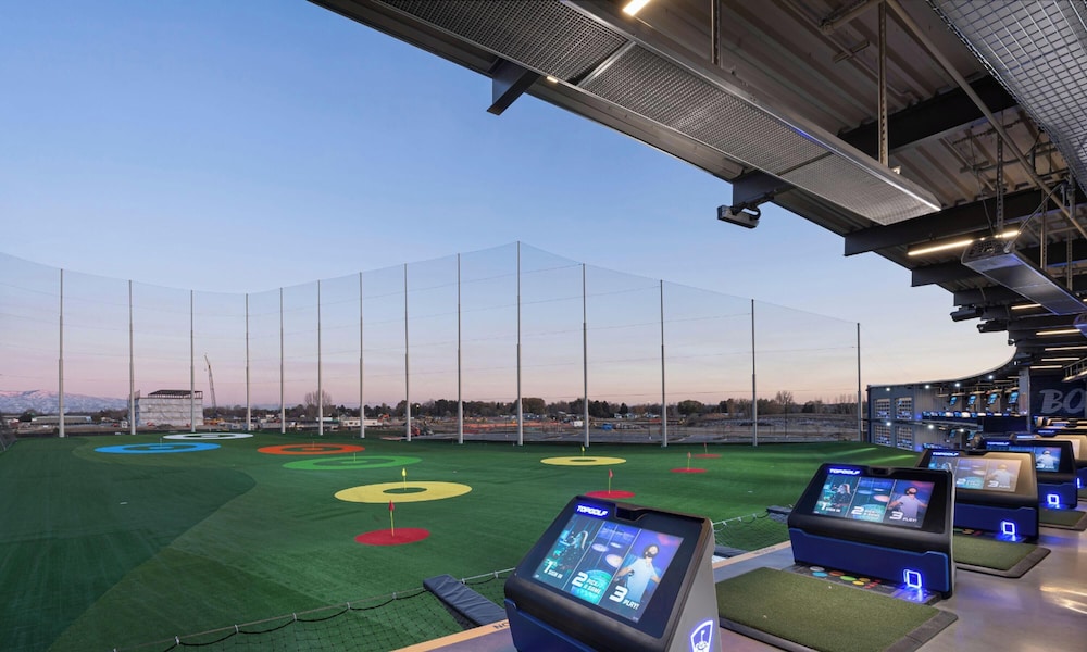 Spa Nights Game Room Fun Luxe 5BR Sleeps 17