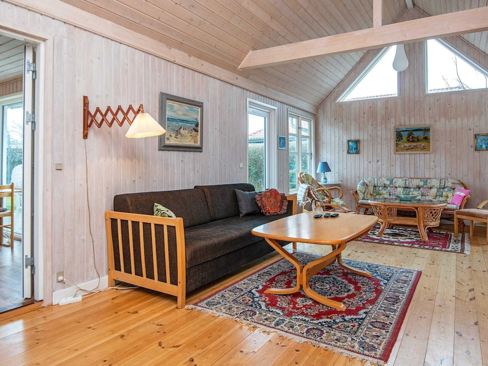 6 Person Holiday Home in Grenaa-by Traum view 3