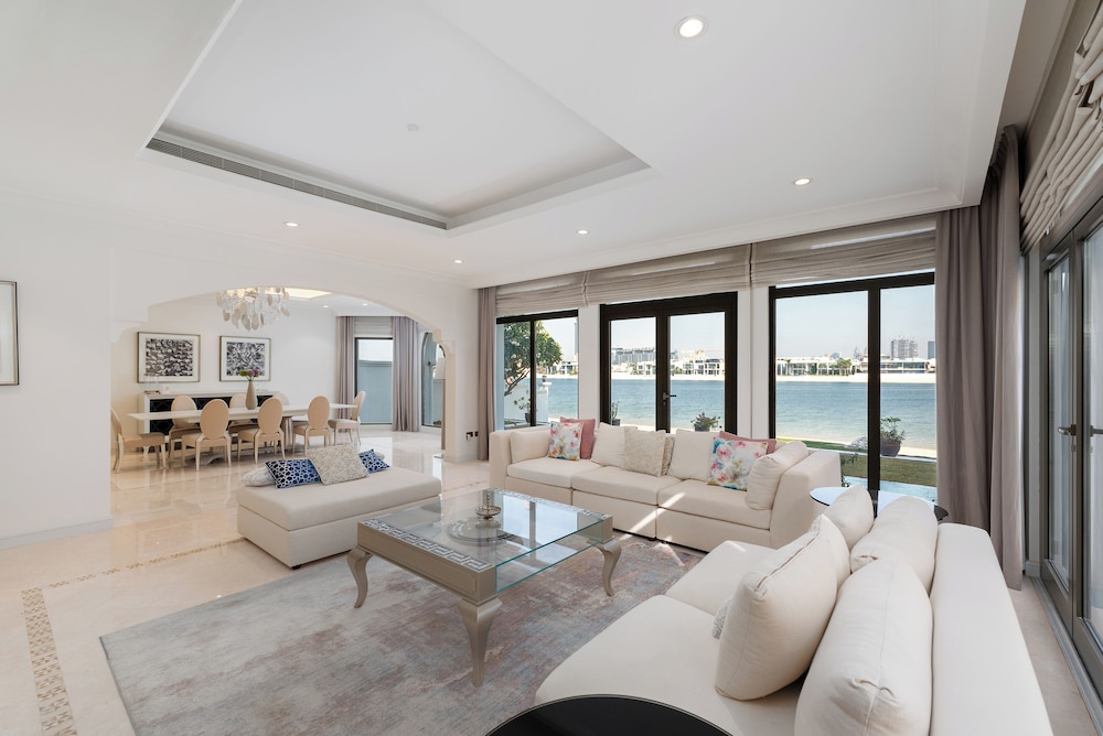 Exclusive Palm Villa - Mint Stay